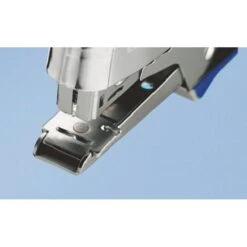 Leitz 5545-00-33 Heftzange, Blau / Silber, Heftleistung 15 Blatt, Metall, No.10 -Leitz Shop 3b0d080fa0d43bb8a23a48a8a0552ddb75c1dddd heftzange leitz 5545 00 33 blausilber