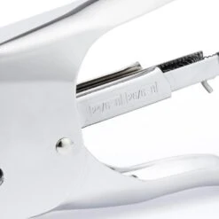 Sax Heftzange Design 630, 0-630-00, Silber, Heftleistung 40 Blatt, 24/6, 26/6, 24/8, 26/8 -Leitz Shop 4a5e2363627d72a8aeda49e65b3b33c40da660df heftzange sax design 630 0 630 00 silber