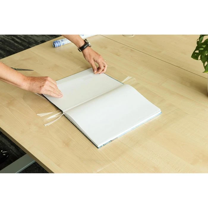 Brunnen Buchfolie 1040061, Selbstklebend, Transparent, Auf Rolle, 45cm X 1m 5 Brunnen Buchfolie 1040061, Selbstklebend, Transparent, Auf Rolle, 45cm X 1m – Bild 3